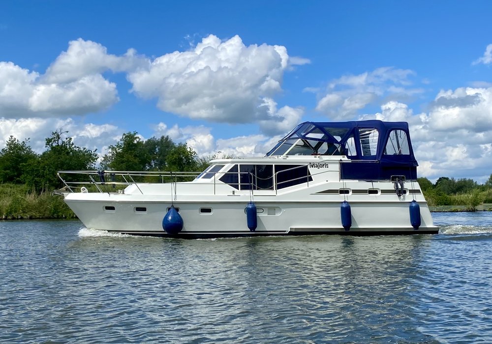 Majoris (Drait Renal 40) huren